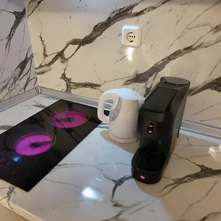 House Spanos * סארטי