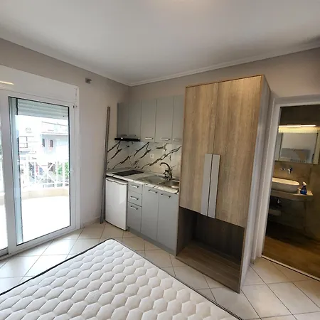 House Spanos Апартаменты
