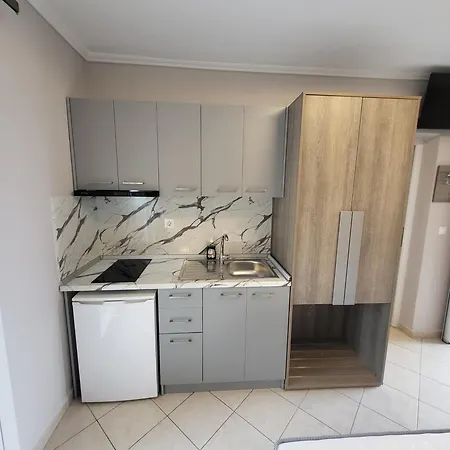 House Spanos Апартаменты *