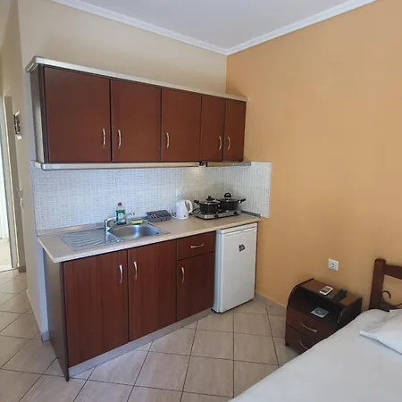 House Spanos Апартаменты