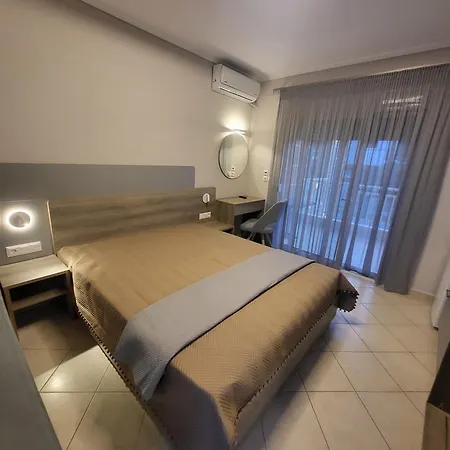 House Spanos * Sarti