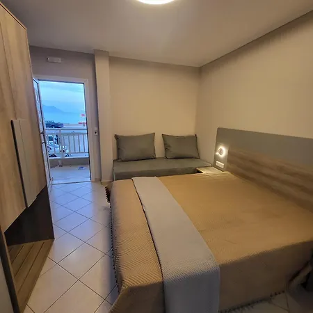 House Spanos * Sarti