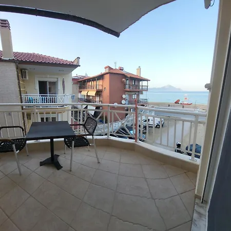 House Spanos Apartman Szárti