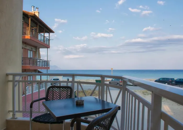 House Spanos 萨尔蒂