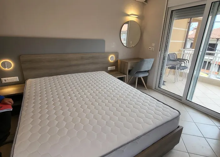 House Spanos Apartman *