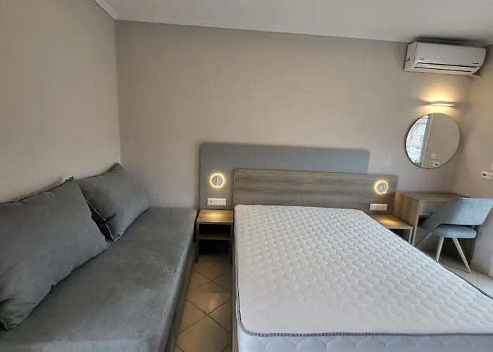 House Spanos Szárti