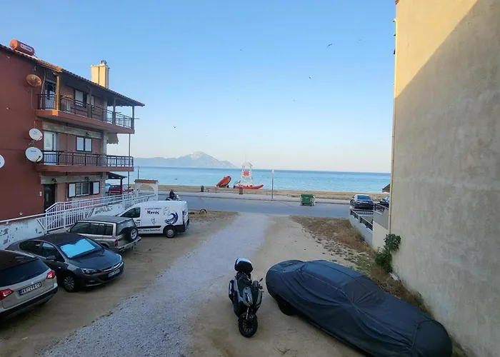 House Spanos 萨尔蒂