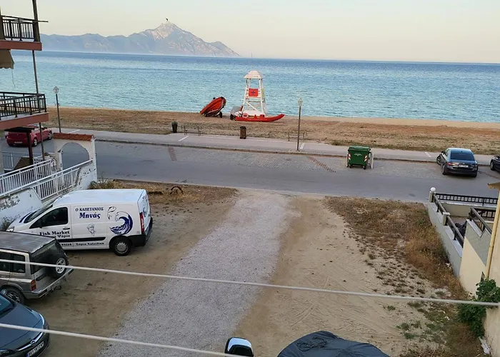 House Spanos 萨尔蒂