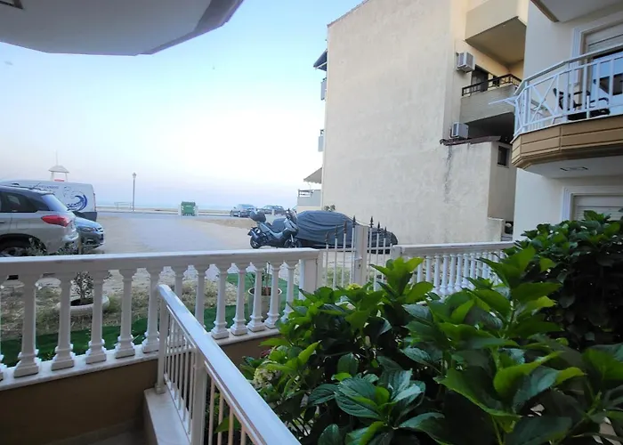 公寓 House Spanos 萨尔蒂