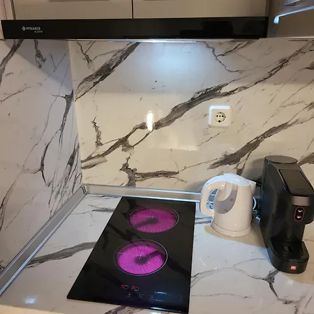 House Spanos * Sarti