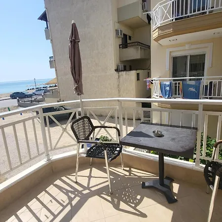 House Spanos Sarti